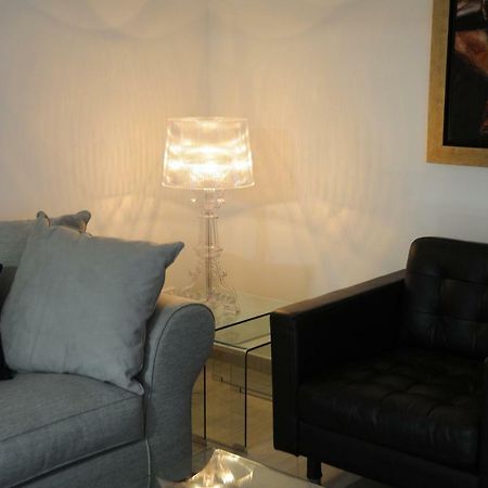 Kennedy Deluxe Suites Nicosia Esterno foto