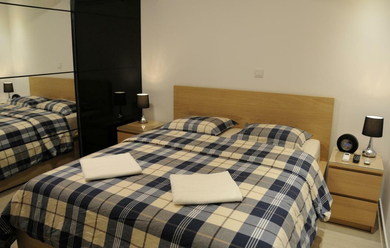 Kennedy Deluxe Suites Nicosia Esterno foto